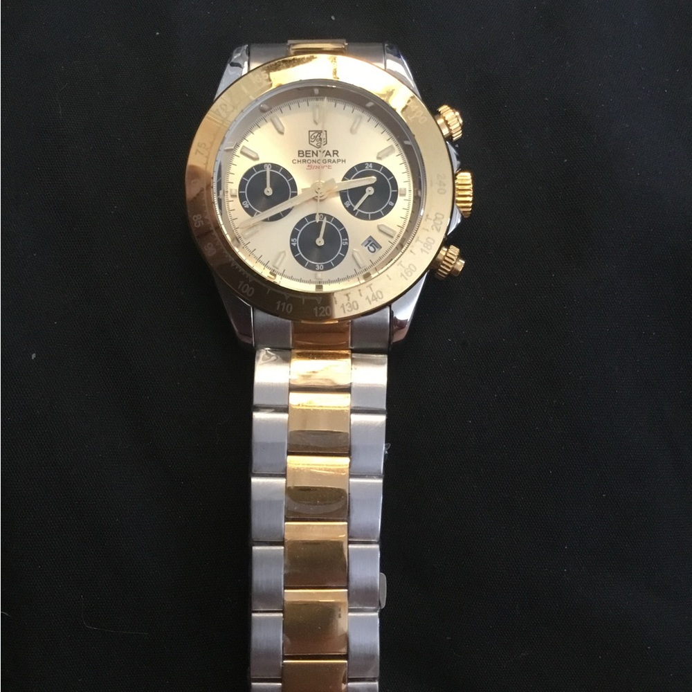 New Quartz Gold and Silver Benyar Men's Watch